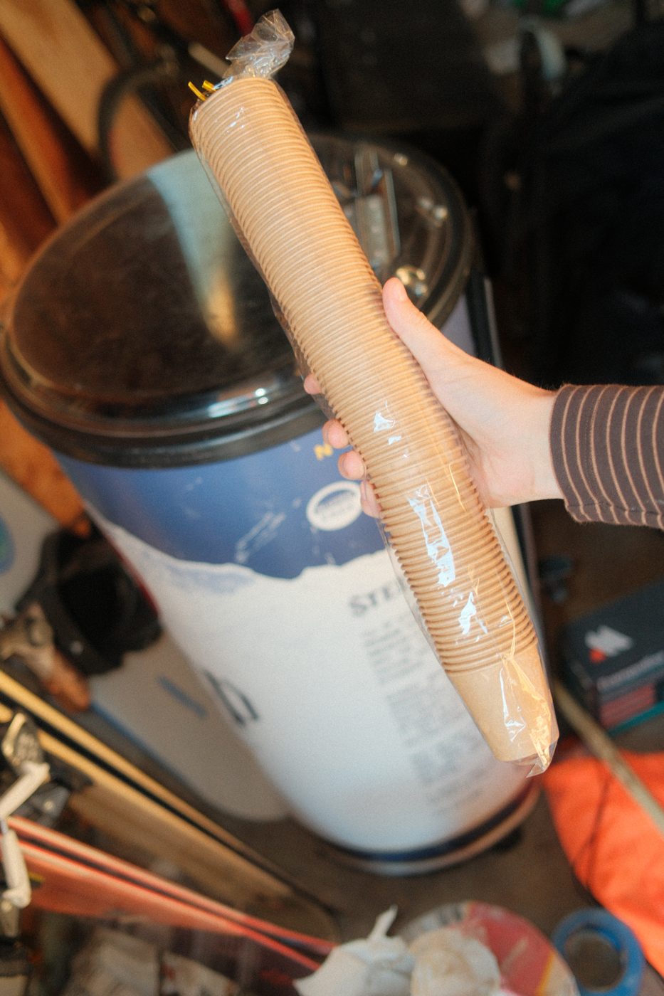 Sleeve of cups